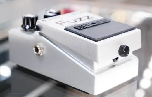 BOSS - FZ-5 Fuzz Pedal 2